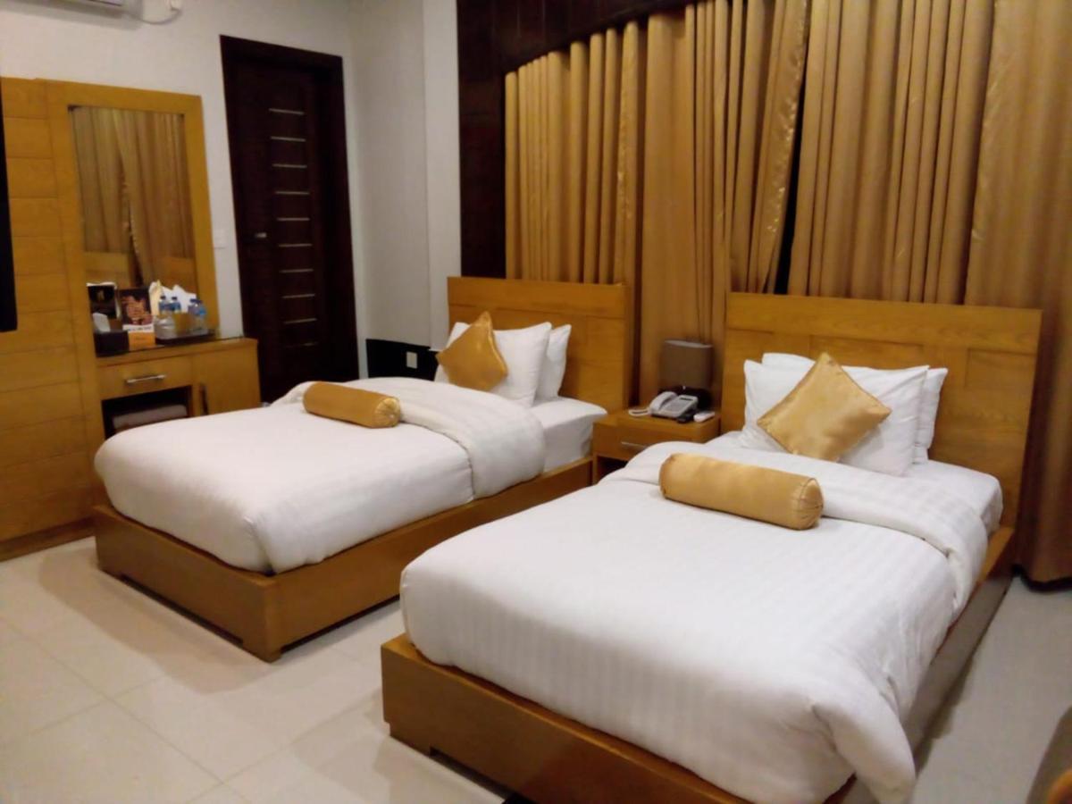 Burj Al Swat Hotel Saidu Sharif Buitenkant foto