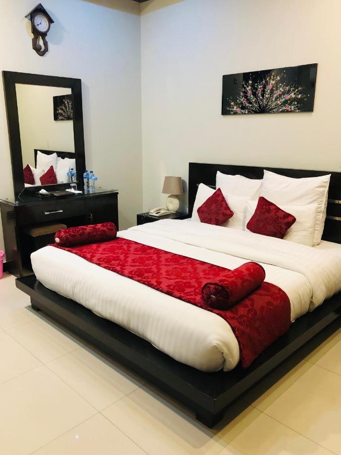 Burj Al Swat Hotel Saidu Sharif Buitenkant foto